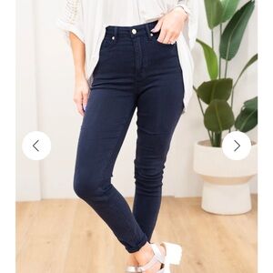 Women's Dark Blue Jeans